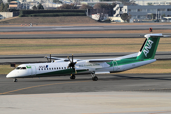 ECO FIRST ANA(全日空) DHC-8-400 JA856A