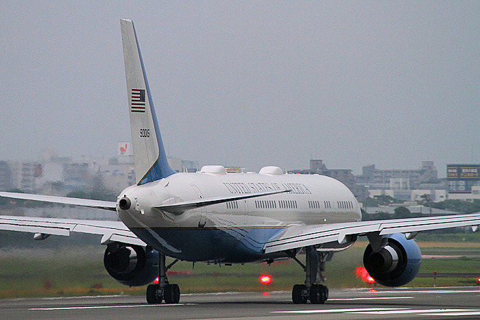 アメリカ空軍 VC-32A(B757-200) 90015