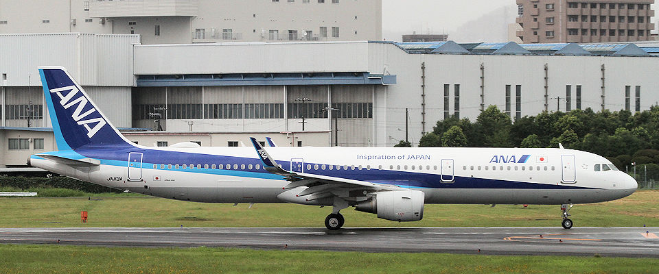 ANA A321-200 JA113A