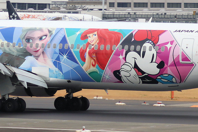 JAL DREAM EXPRESS Disney100 JAL（日本航空） B767-300ER JA615J