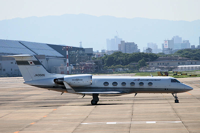 登録記号（レジ） JA002G 飛行機写真