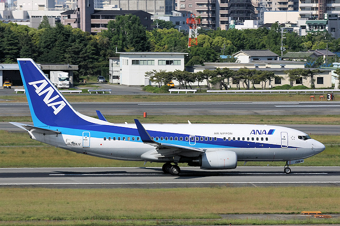 登録記号（レジ） JA08AN 飛行機写真