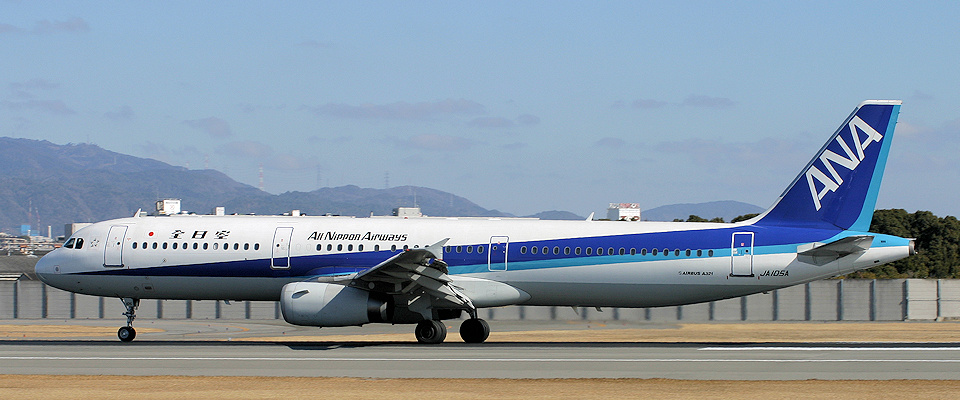 ANA A321-100 JA105A