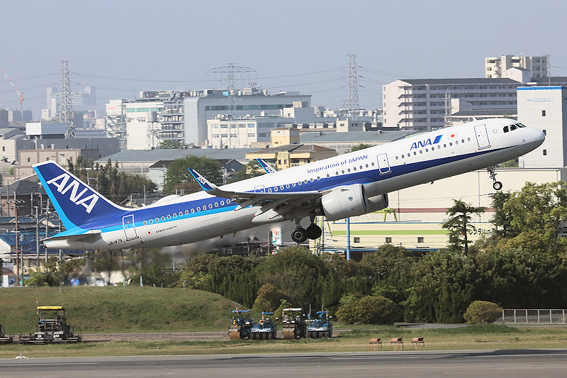 登録記号（レジ） JA147A 飛行機写真