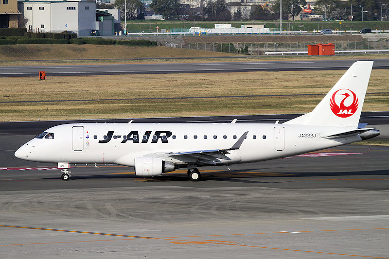 登録記号（レジ） JA222J 飛行機写真