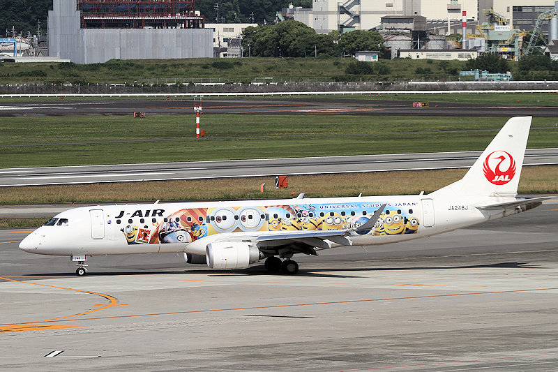 登録記号（レジ） JA248J 飛行機写真