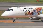 ミニオンジェット　J-AIR（ジェイエア） E190 JA248J