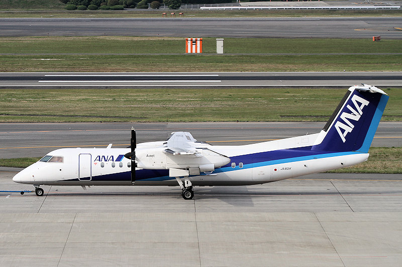 登録記号（レジ） JA801K 飛行機写真