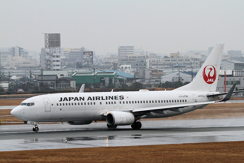 登録記号（レジ） JA323J 飛行機写真