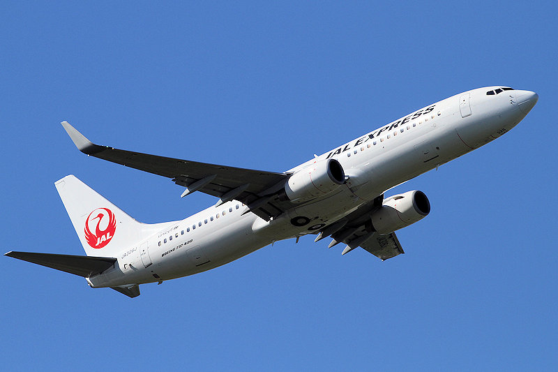 登録記号（レジ） JA326J 飛行機写真