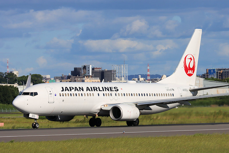 登録記号（レジ） JA332J 飛行機写真