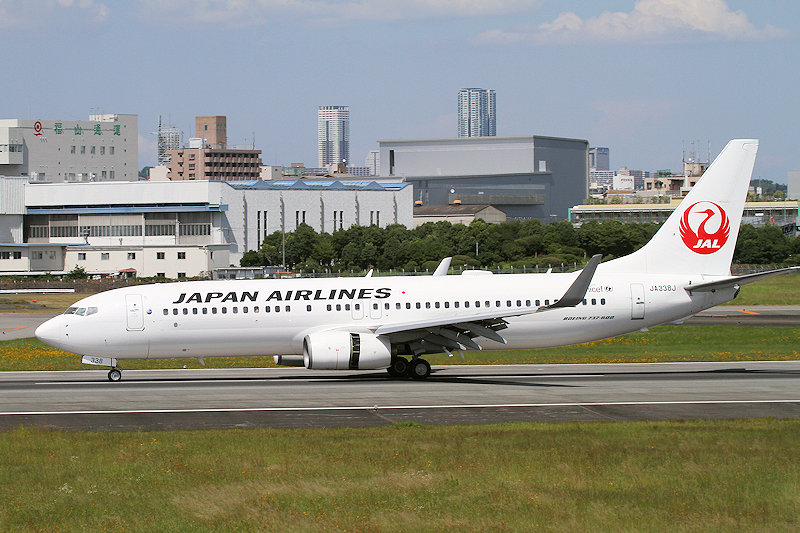 登録記号（レジ） JA338J 飛行機写真