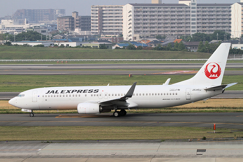 登録記号（レジ） JA348J 飛行機写真