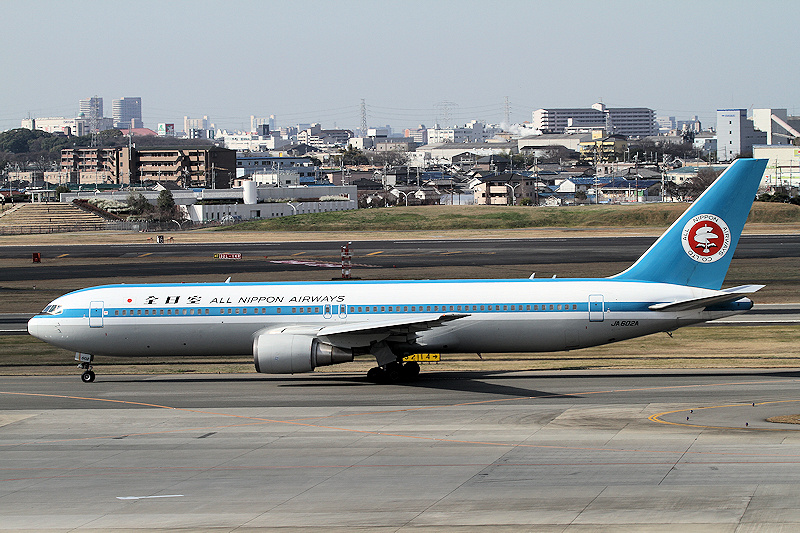 登録記号（レジ） JA602A 飛行機写真