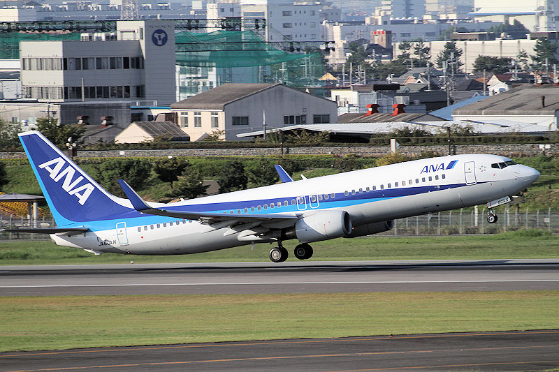 登録記号（レジ） JA60AN 飛行機写真
