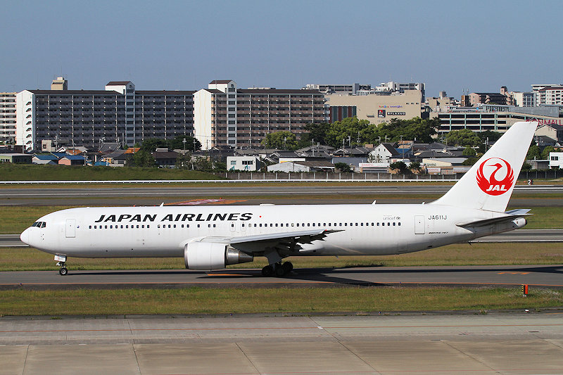 登録記号（レジ） JA611J 飛行機写真