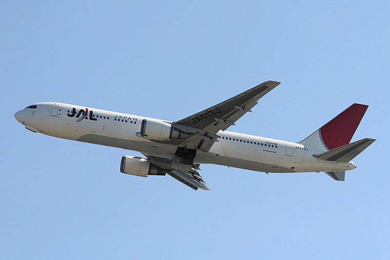 登録記号（レジ） JA613J 飛行機写真