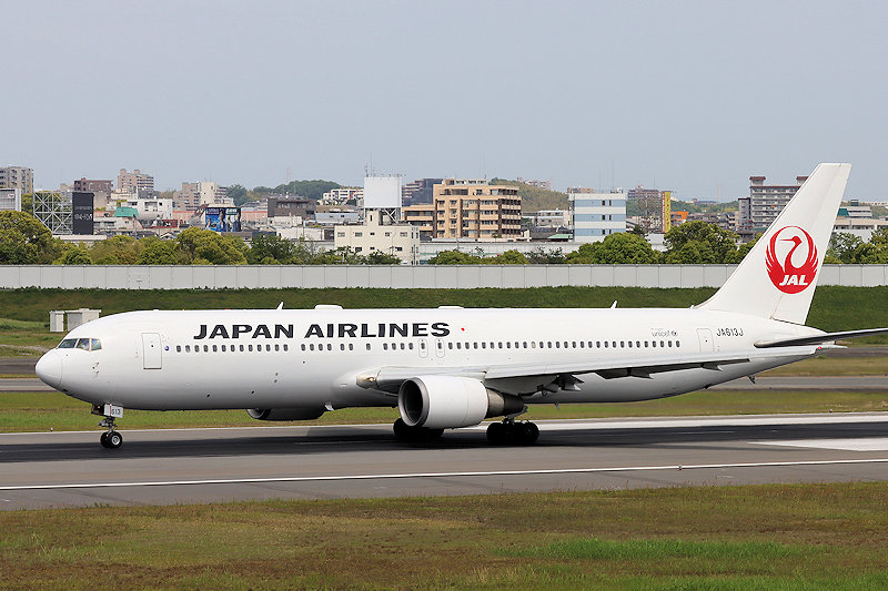 登録記号（レジ） JA613J 飛行機写真