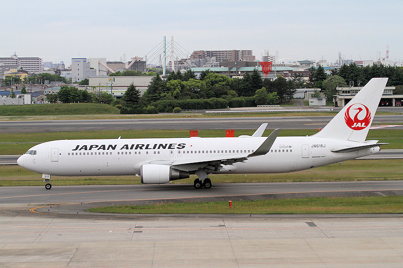 登録記号（レジ） JA618J 飛行機写真