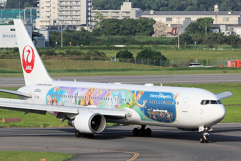 登録記号（レジ） JA622J 飛行機写真