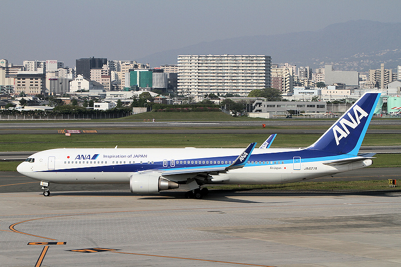 登録記号（レジ） JA627A 飛行機写真