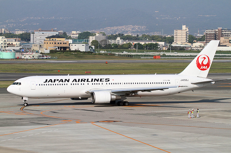 登録記号（レジ） JA658J 飛行機写真