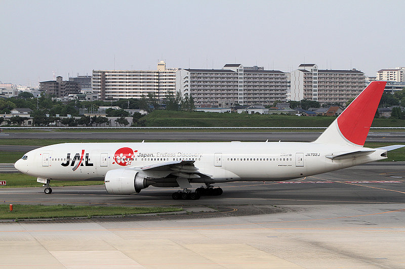登録記号（レジ） JA702J 飛行機写真