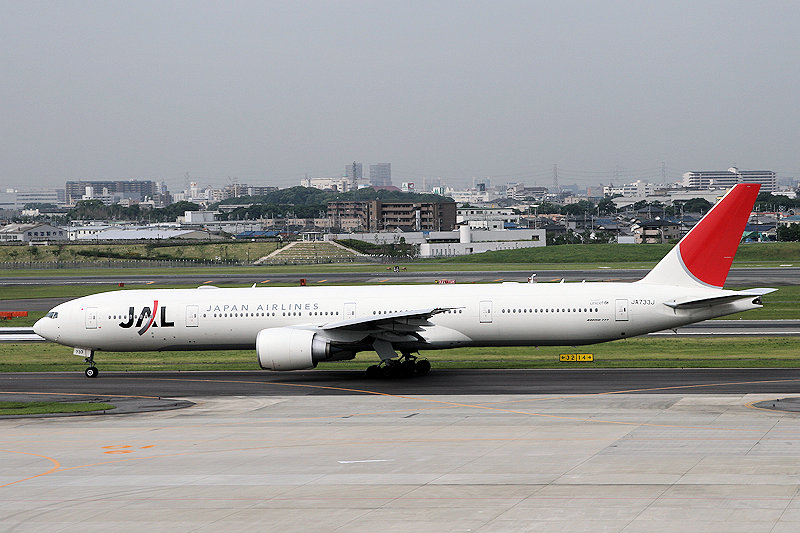 登録記号（レジ） JA733J 飛行機写真