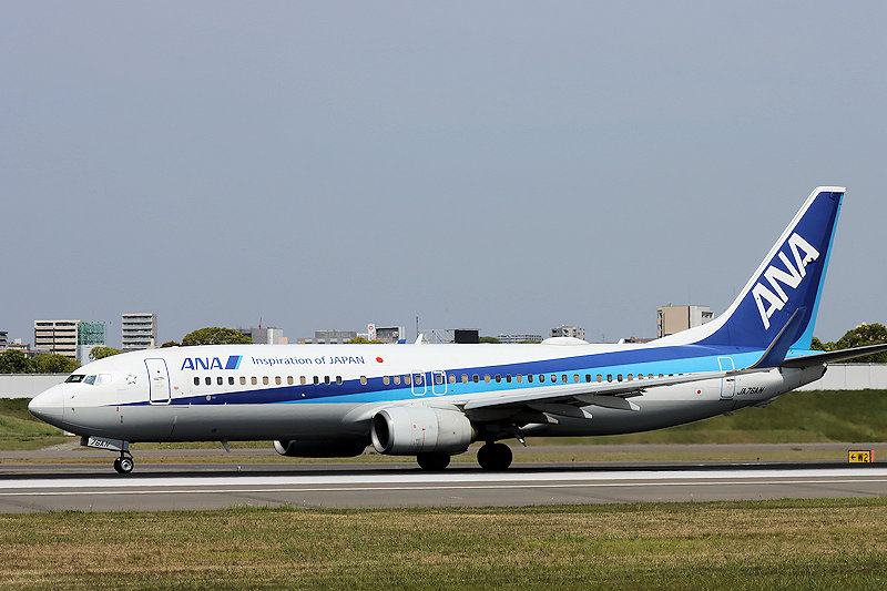 登録記号（レジ） JA76AN 飛行機写真