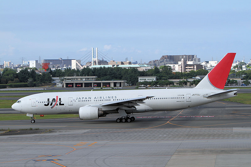 登録記号（レジ） JA772J 飛行機写真