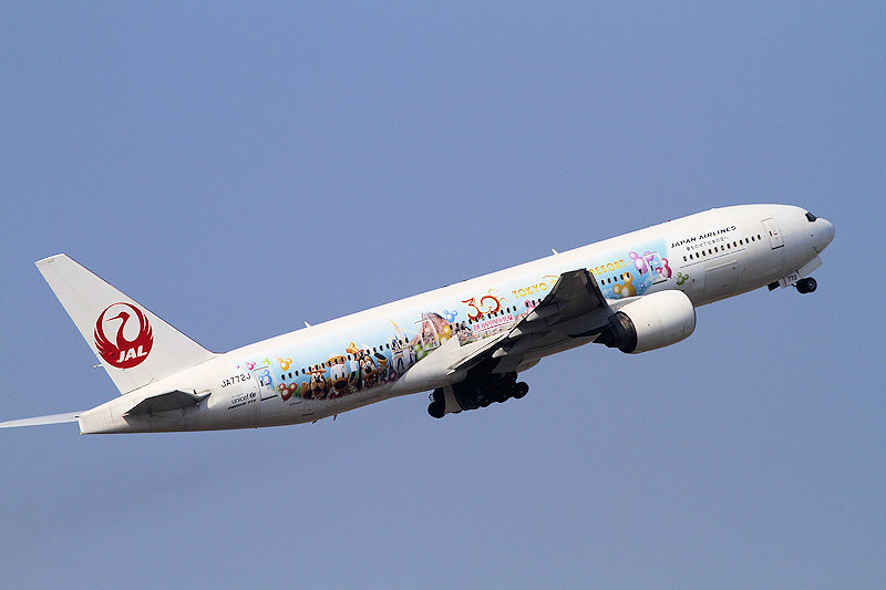 登録記号（レジ） JA772J 飛行機写真