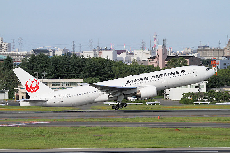 登録記号（レジ） JA773J 飛行機写真