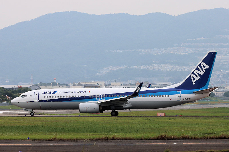 登録記号（レジ） JA77AN 飛行機写真