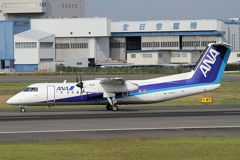 登録記号（レジ） JA803K 飛行機写真