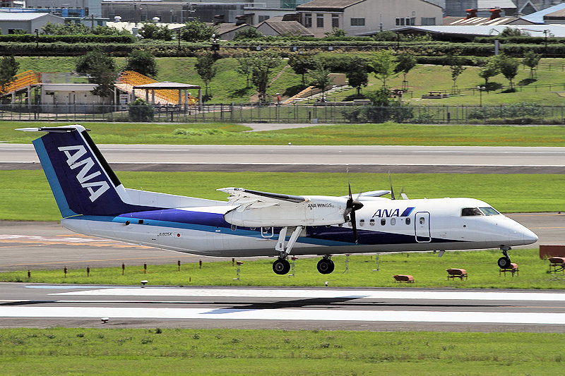 登録記号（レジ） JA805K 飛行機写真