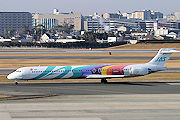 1号機 JAC（日本エアシステム） MD-90 JA8064