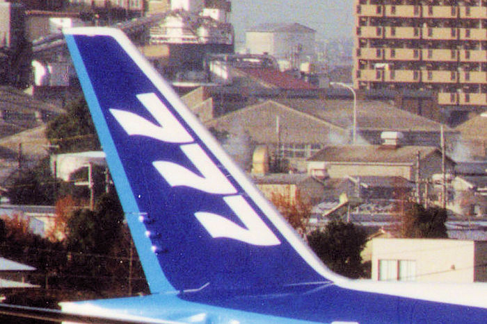 777尾翼 ANA B777-200 JA8197