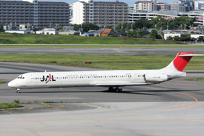 登録記号（レジ）JA8261 飛行機写真