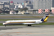 JAS（日本エアシステム） MD-87　JA8278