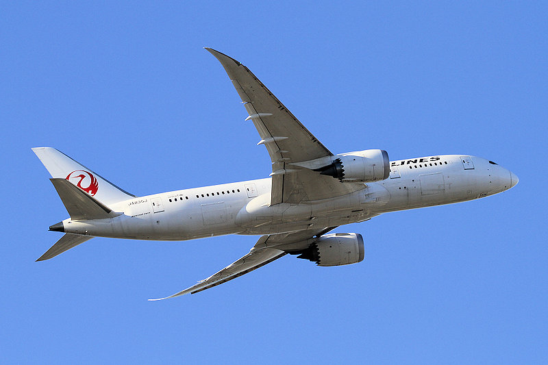 登録記号（レジ） JA835J 飛行機写真