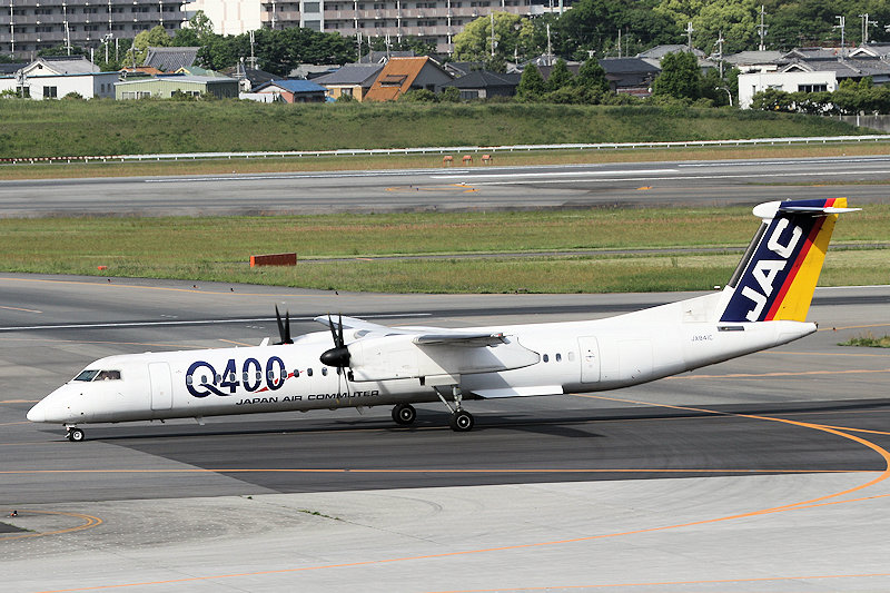 登録記号（レジ） JA841C 飛行機写真