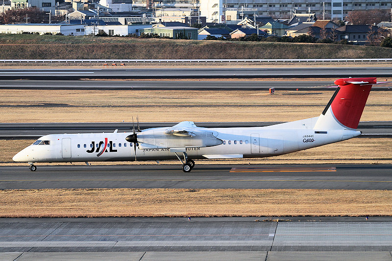 登録記号（レジ） JA844C 飛行機写真