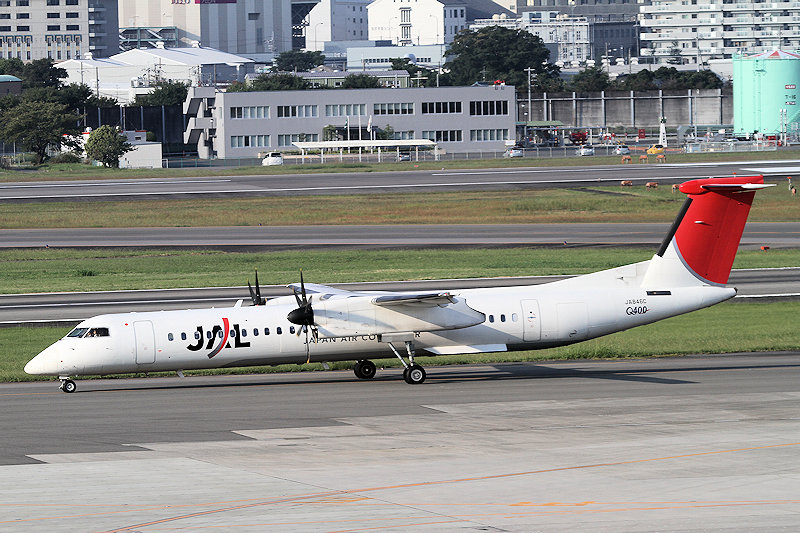 登録記号（レジ） JA846C 飛行機写真