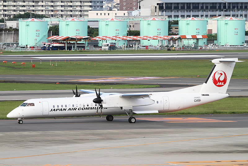 登録記号（レジ） JA846C 飛行機写真