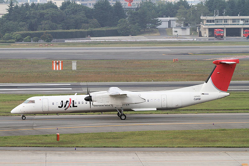 登録記号（レジ） JA848C 飛行機写真