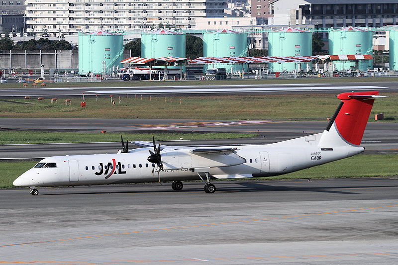 登録記号（レジ） JA850C 飛行機写真