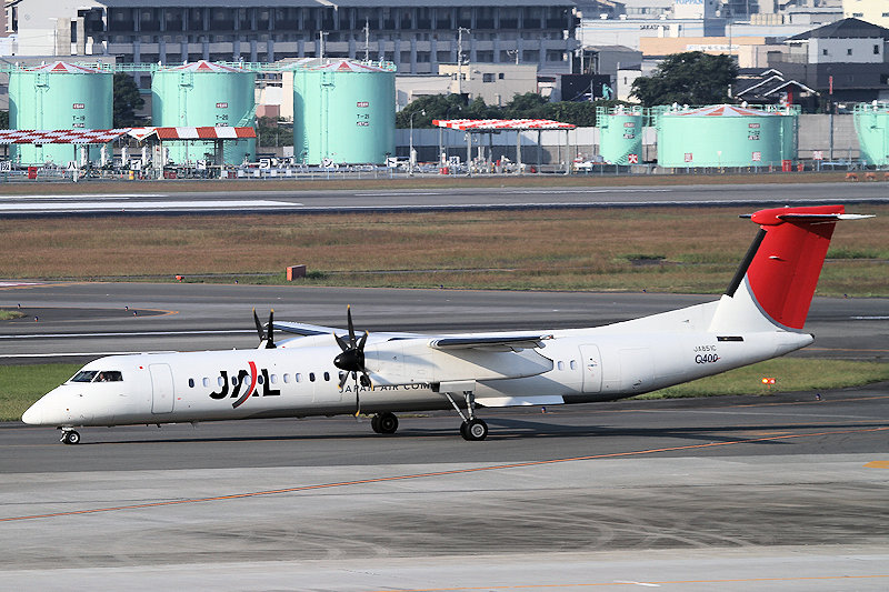登録記号（レジ） JA851C 飛行機写真