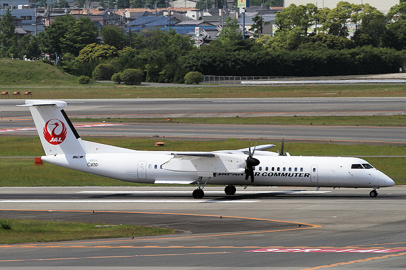 登録記号（レジ） JA851C 飛行機写真