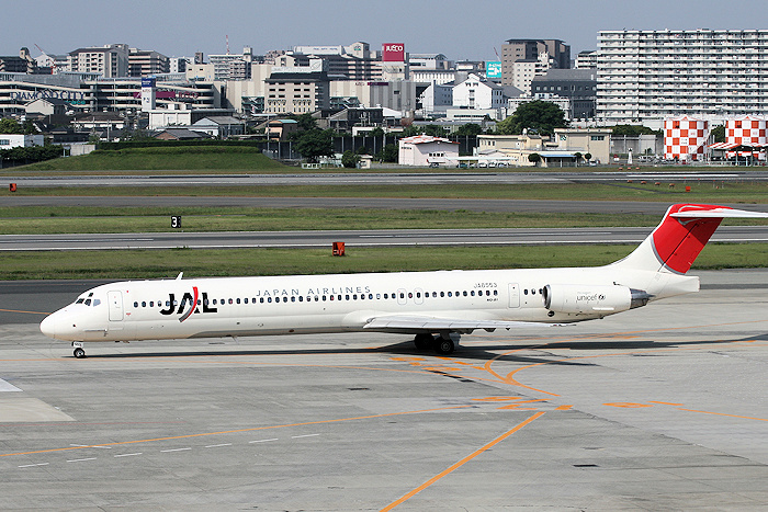 登録記号（レジ）JA8553 飛行機写真