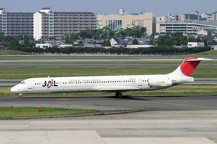 登録記号（レジ）JA8554 飛行機写真